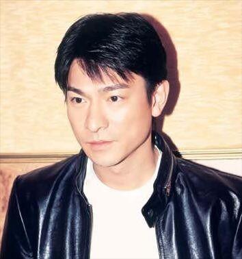 娱乐圈吃瓜刘德华,娱乐圈吃瓜界的常青树，揭秘他的瓜田传奇  第2张